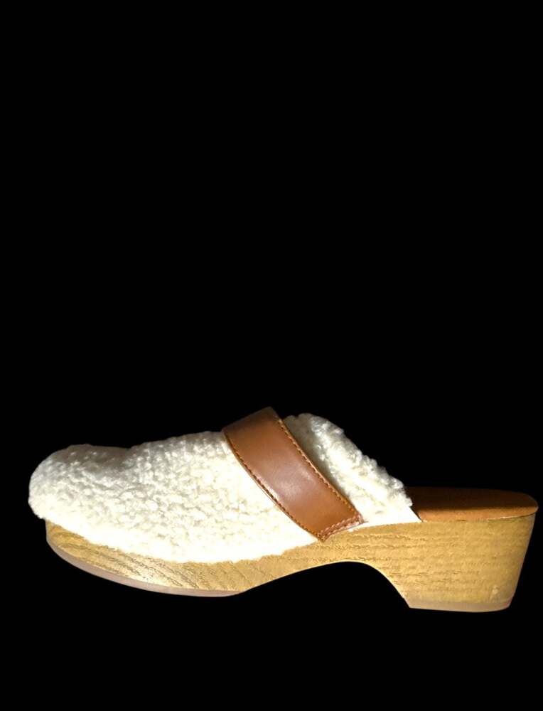 White Mountain Bonus Faux-Fur Lined Suede Slip On Clogs